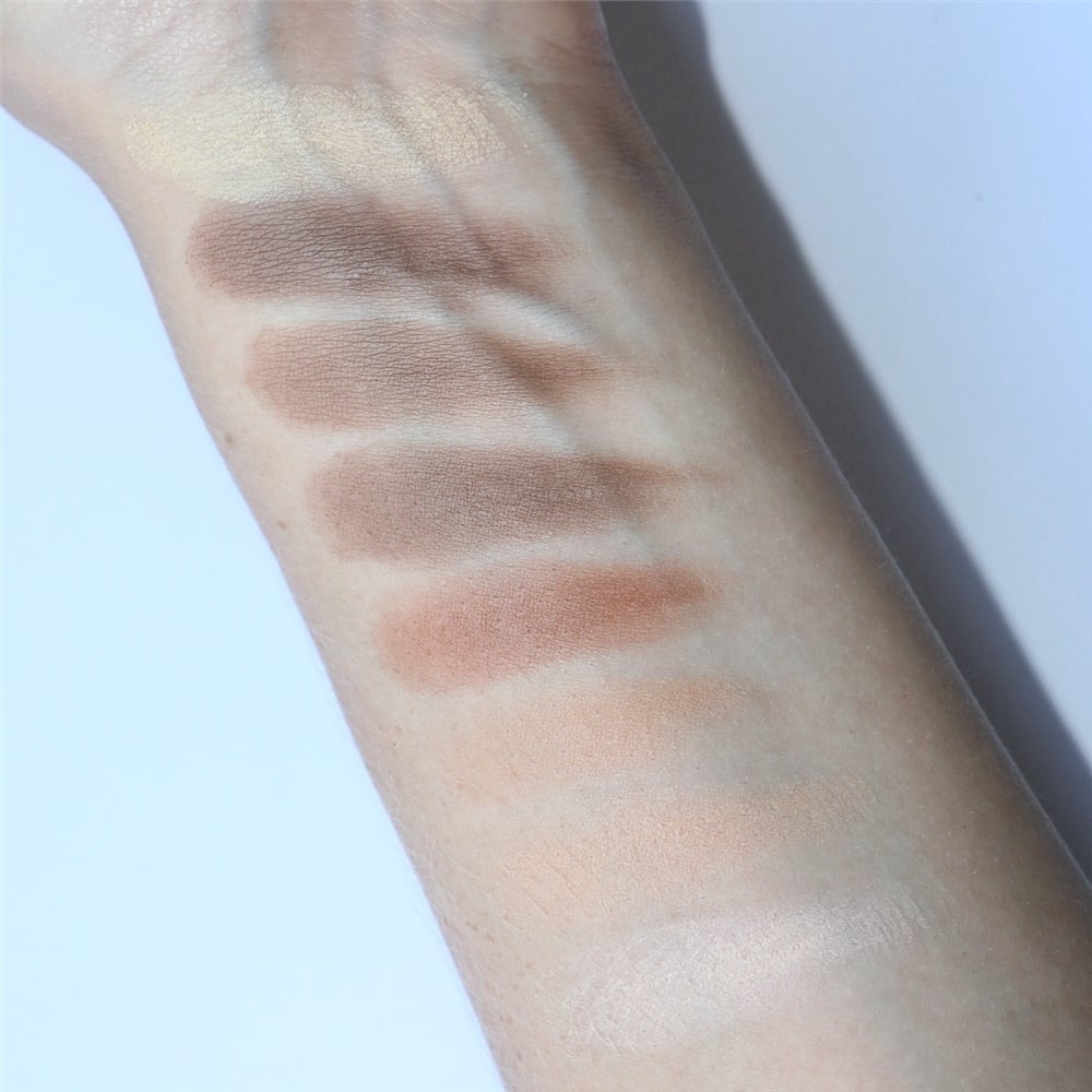 Makeup Revolution HD Pro Powder Contour Palette - Light Medium (20gm)