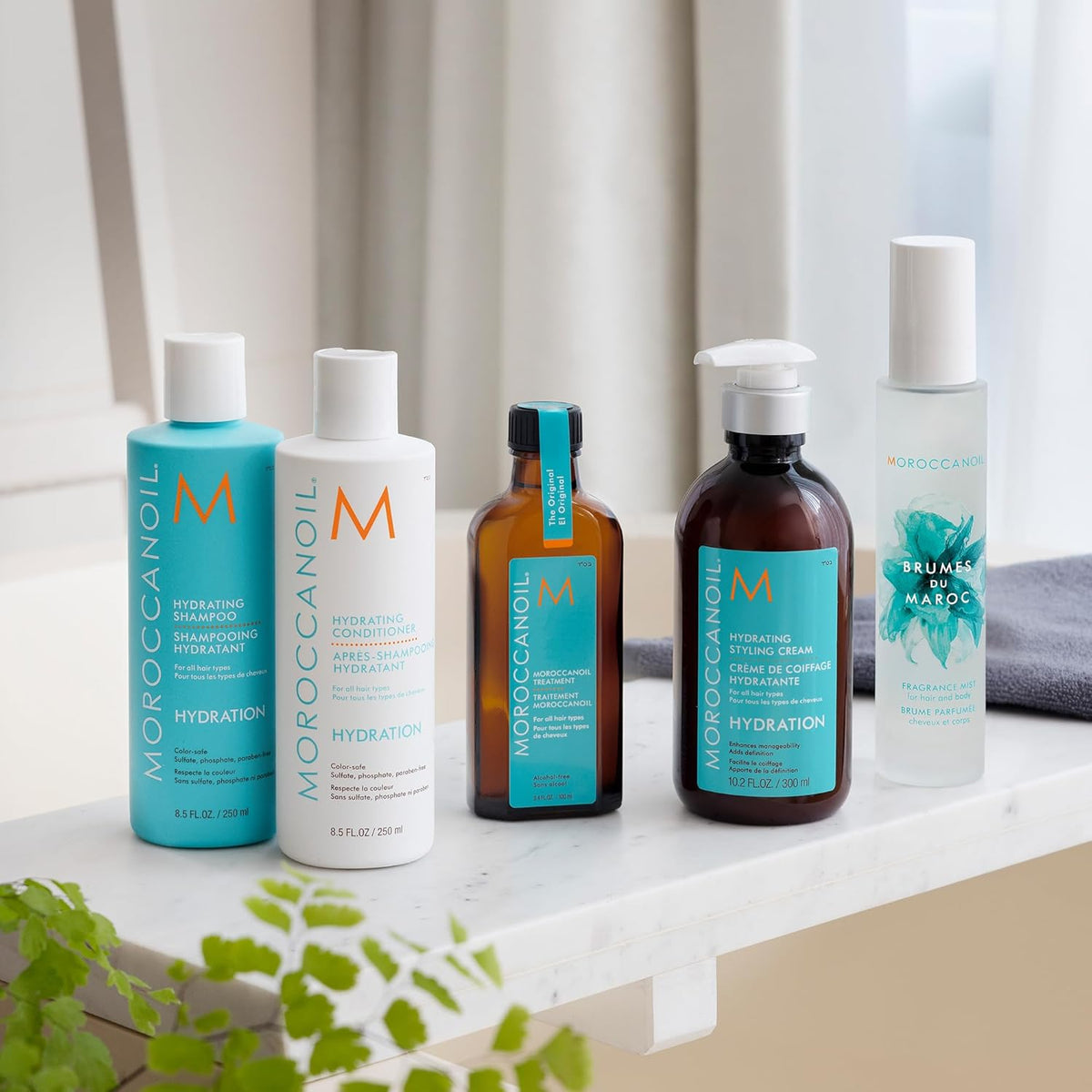 Moroccanoil Hydrating Styling Cream |Argan Oil Leave-In |Tames Frizz, Adds Shine For All Hair Types (300ml)