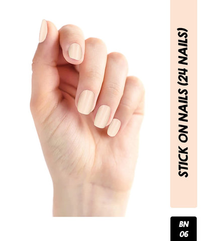 Renee Cosmetics Stick On Nails - BN 06 (24 Nails)